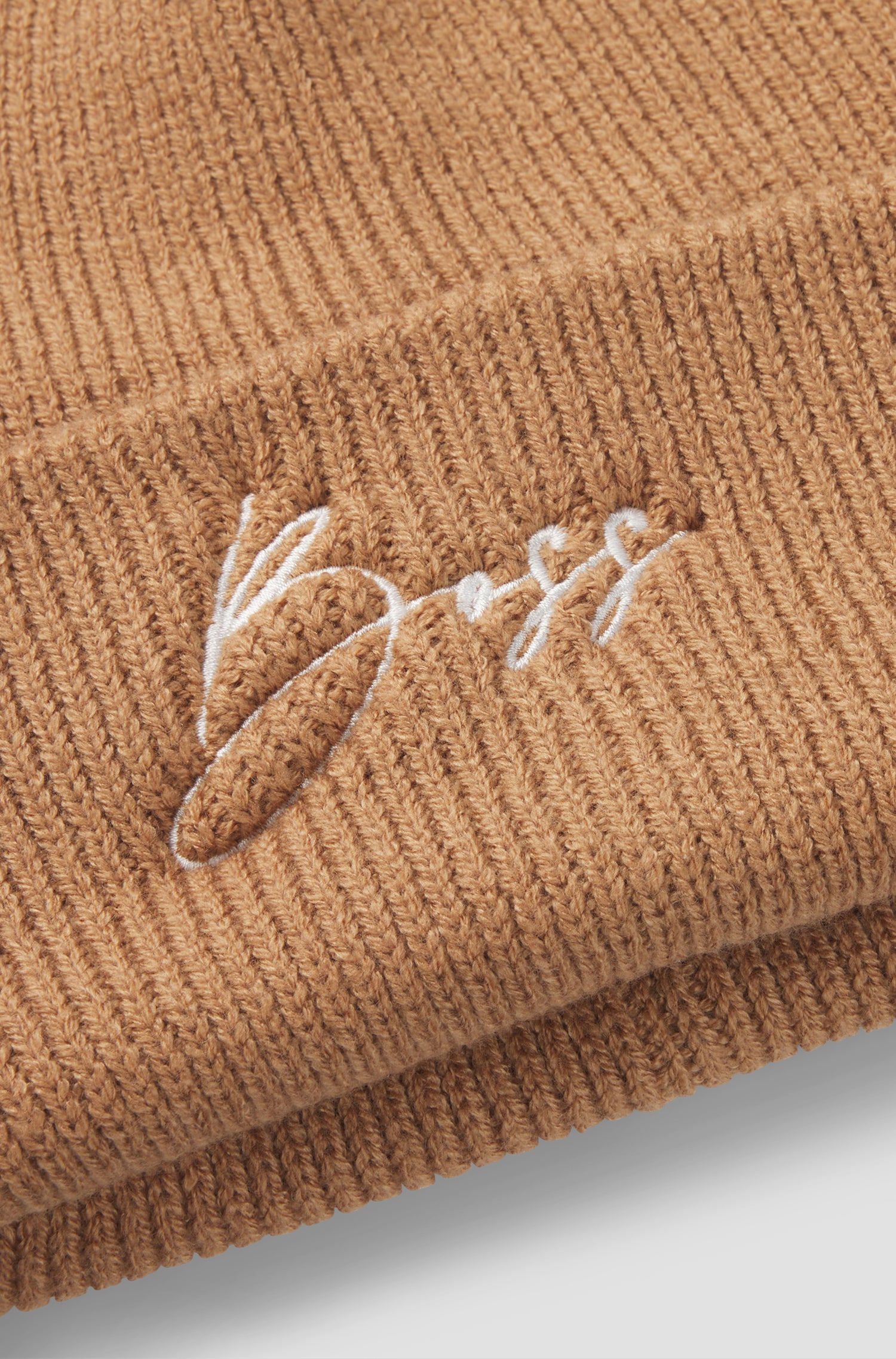 BOSS EQUESTRIAN BEANIE HIGH CUFF CAMEL