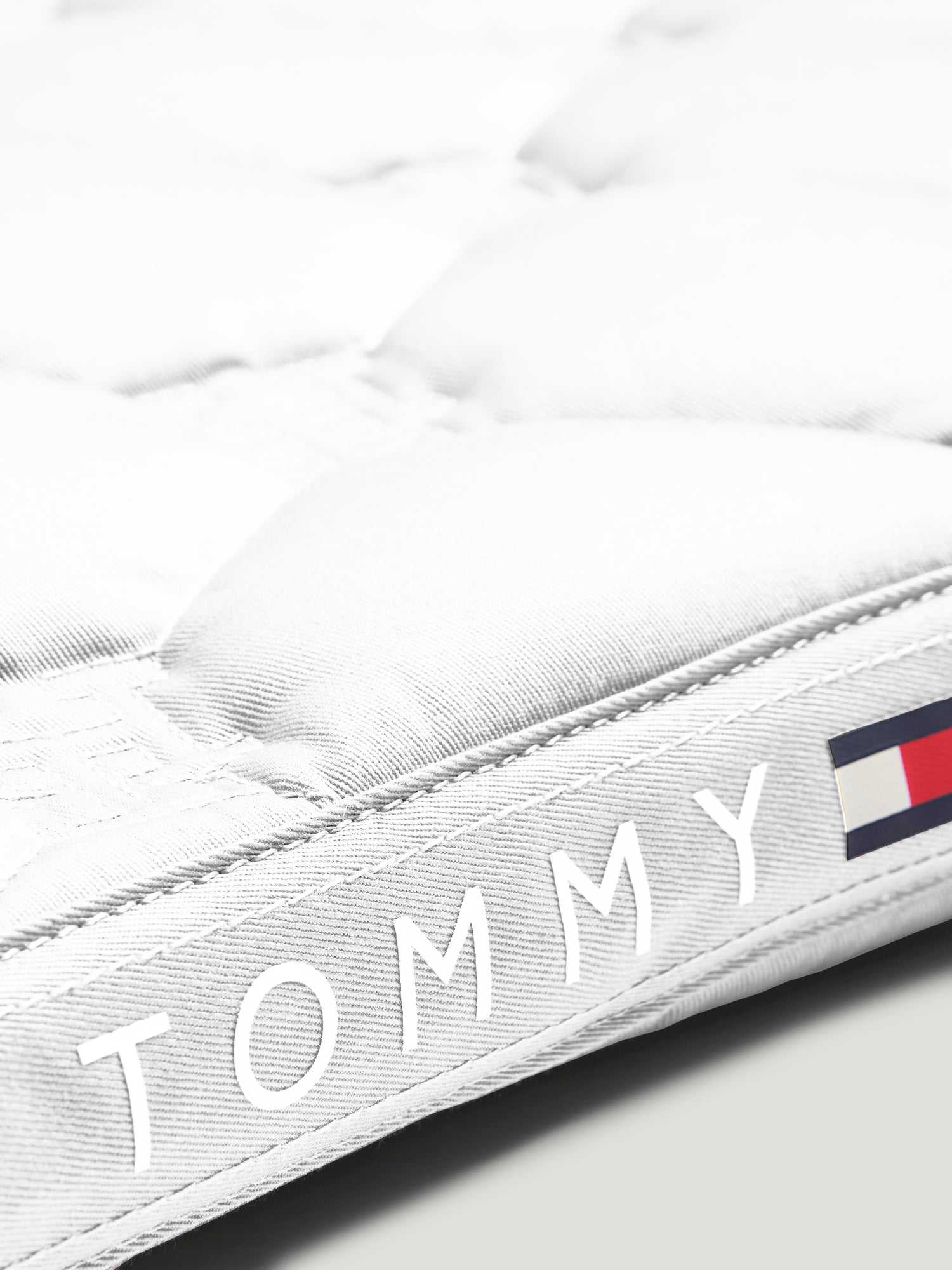 Tommy Hilfiger Equestrian Liberty Dressage Saddle Pad WHITE