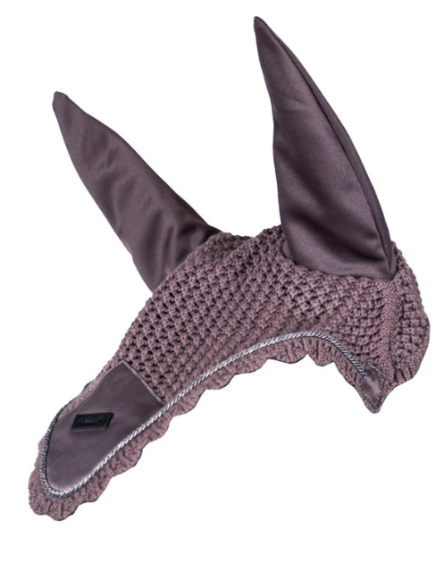 Equestrian Stockholm AW22 Amaranth Fly Veil